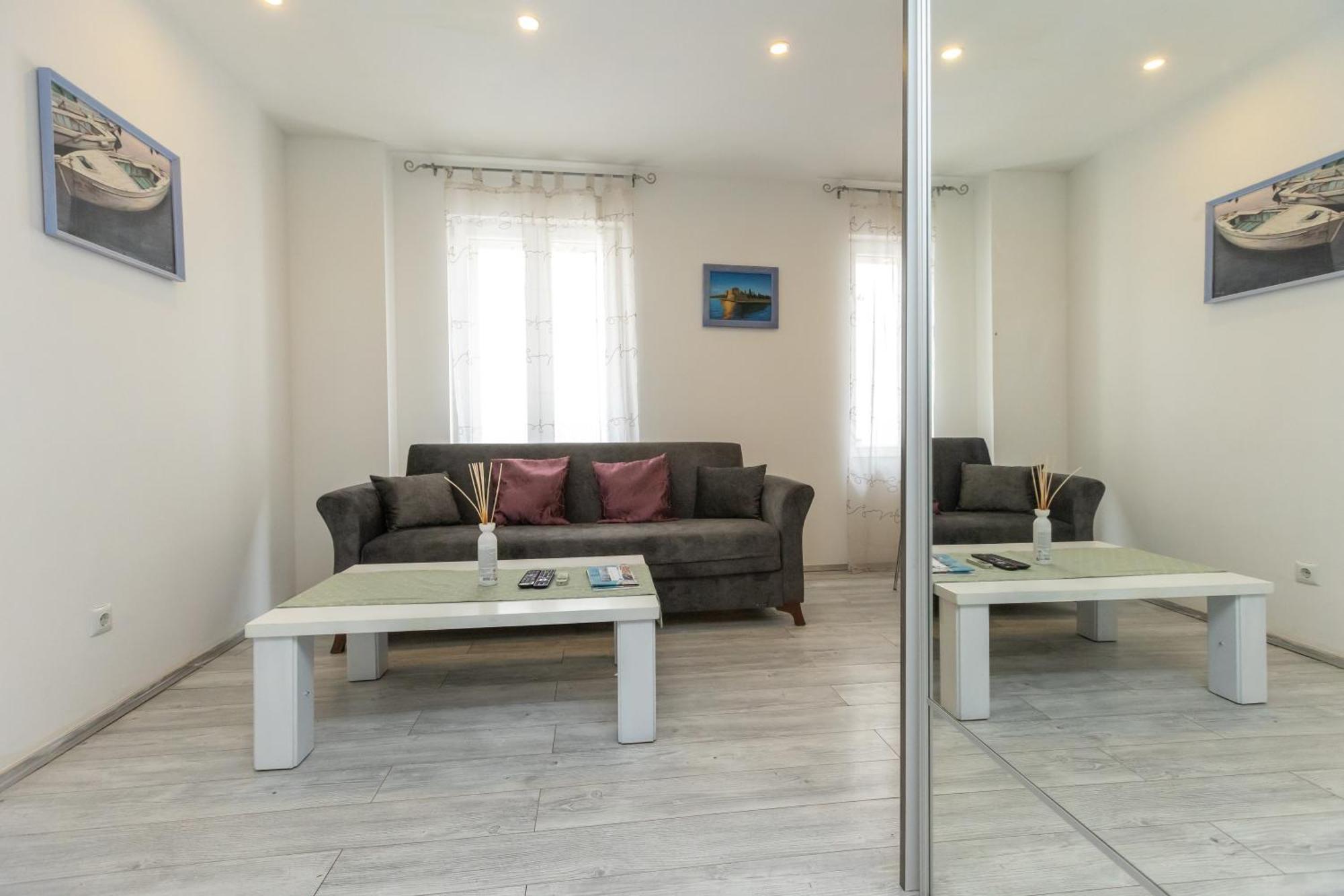 Alpha Loft 1Br Apartment In Center Zadar Ngoại thất bức ảnh