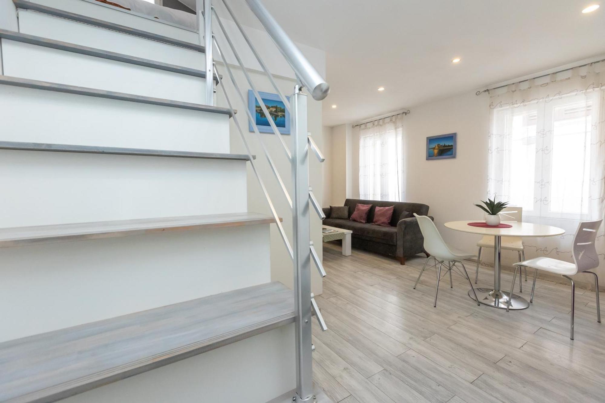Alpha Loft 1Br Apartment In Center Zadar Ngoại thất bức ảnh
