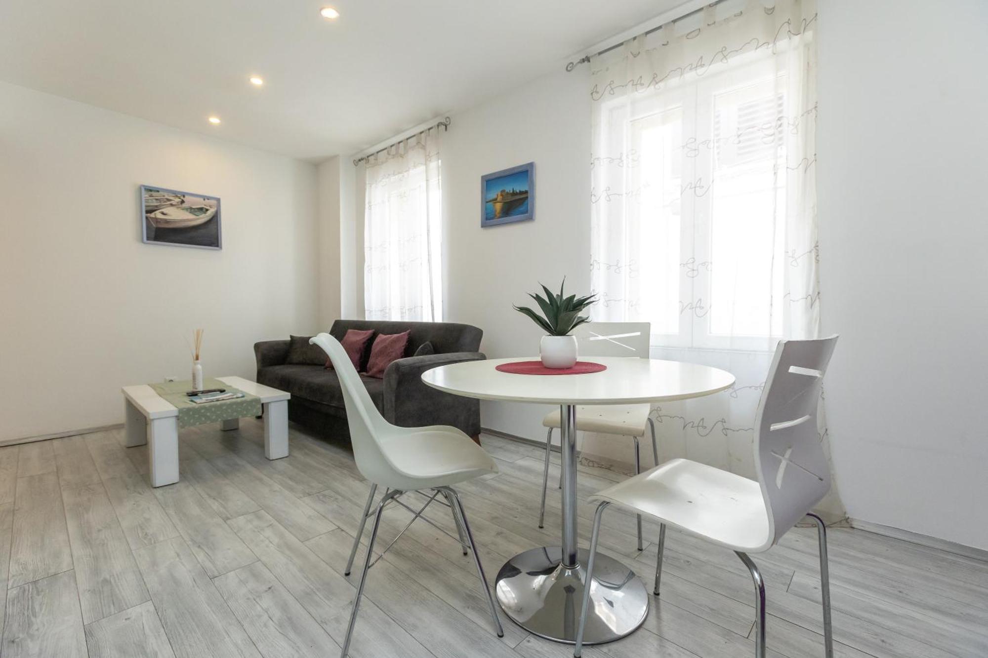 Alpha Loft 1Br Apartment In Center Zadar Ngoại thất bức ảnh